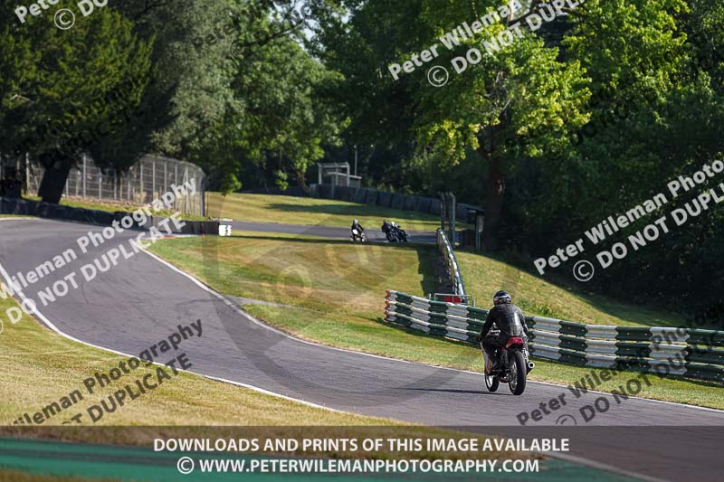 cadwell park;cadwell park photographs;cadwell trackday photographs;enduro digital images;event digital images;eventdigitalimages;peter wileman photography;racing digital images;trackday digital images;trackday photos